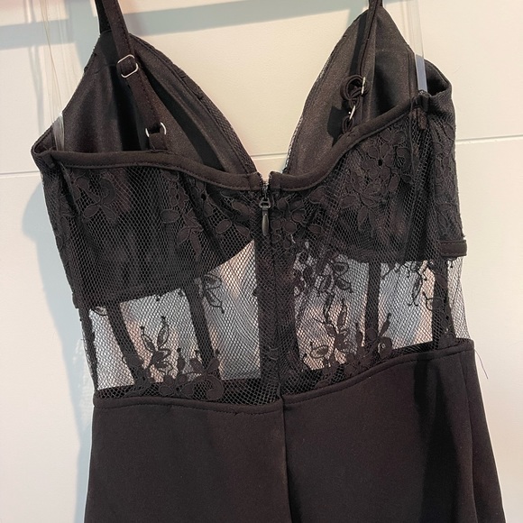 Little black lace detail dress - Picture 9 of 13